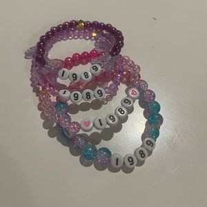 1989 Eras Tour bracelets. Pack of 10
